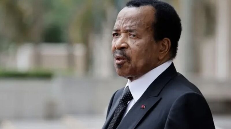 Le Cameroun interdit aux médias de parler de la santé du président de 91 ans en raison de rumeurs