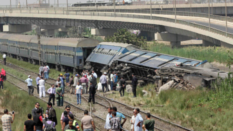 Un accident de train en Egypte fait plusieurs dizaines de victimes