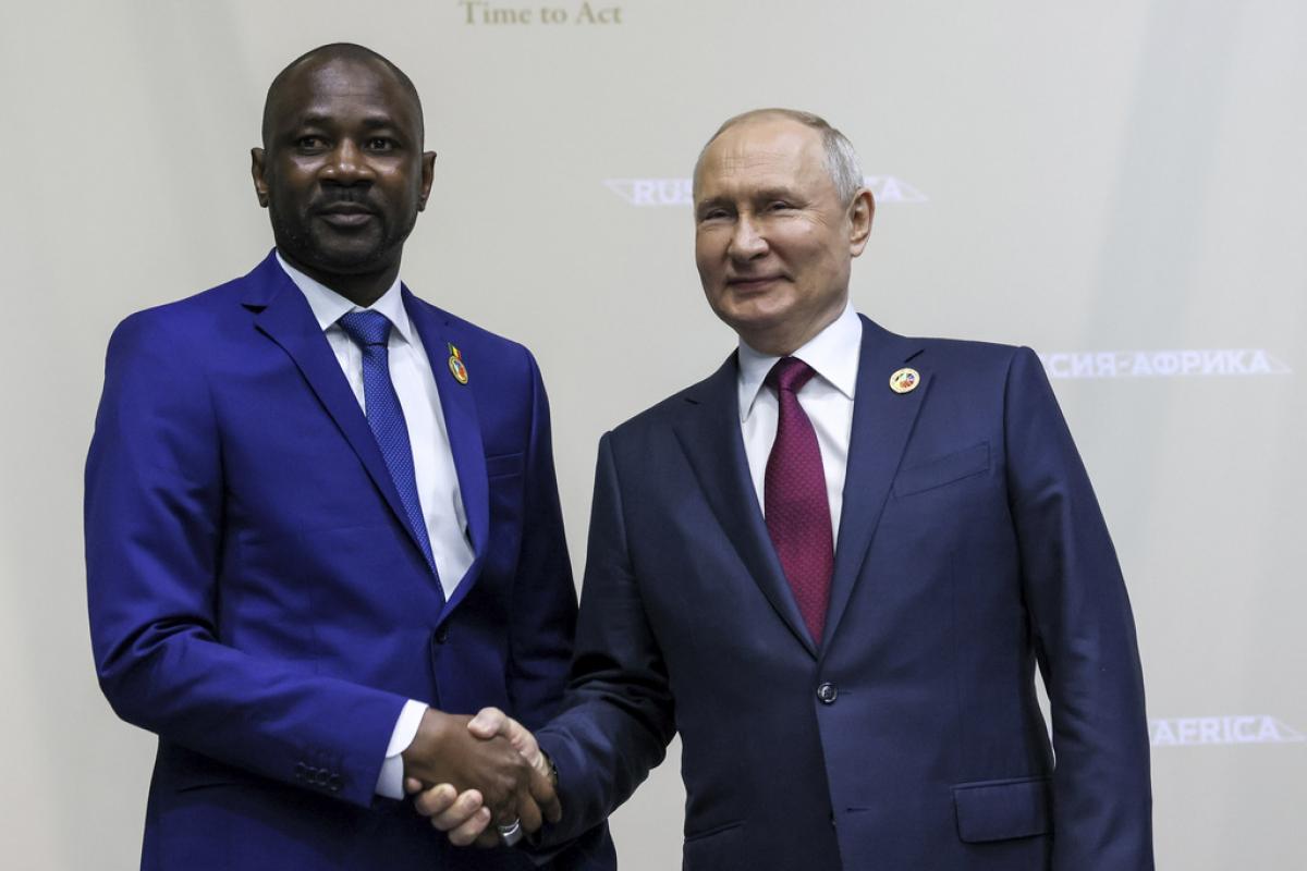 Le Mali et la Russie renforcent leur coopération dans les secteurs pétrolier et aurifère